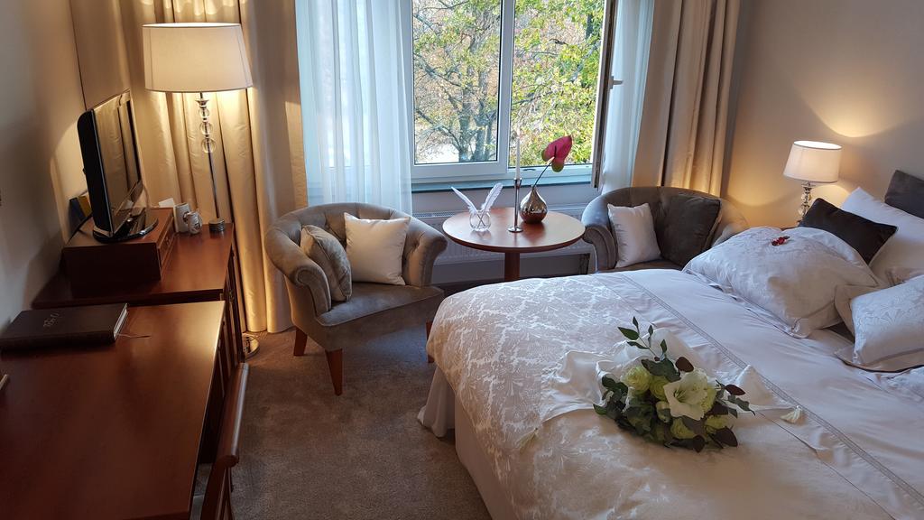 Solitaire Podebrady Luaran gambar